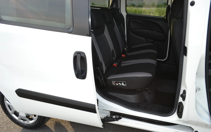 Fiat Doblo cena 39900 przebieg: 312000, rok produkcji 2017 z Mosina małe 497